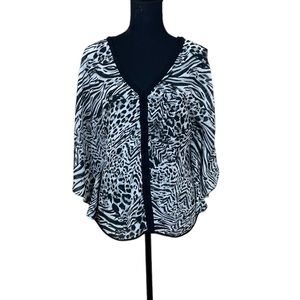 EUC Guess Lace-Up Animal Print Batwing Blouse (U)